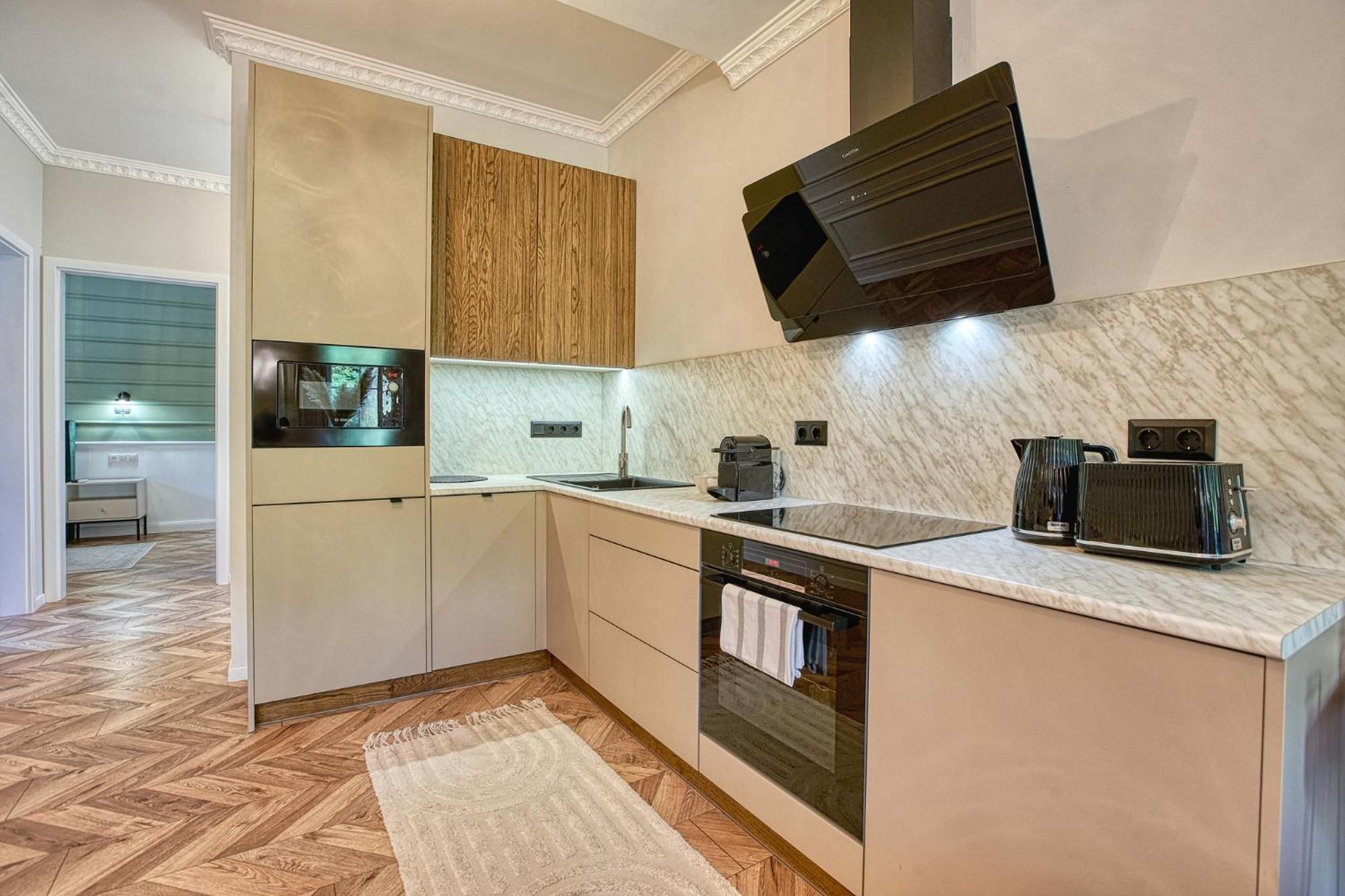 The Doors Luxury Apartment Mosonmagyarovar Bagian luar foto