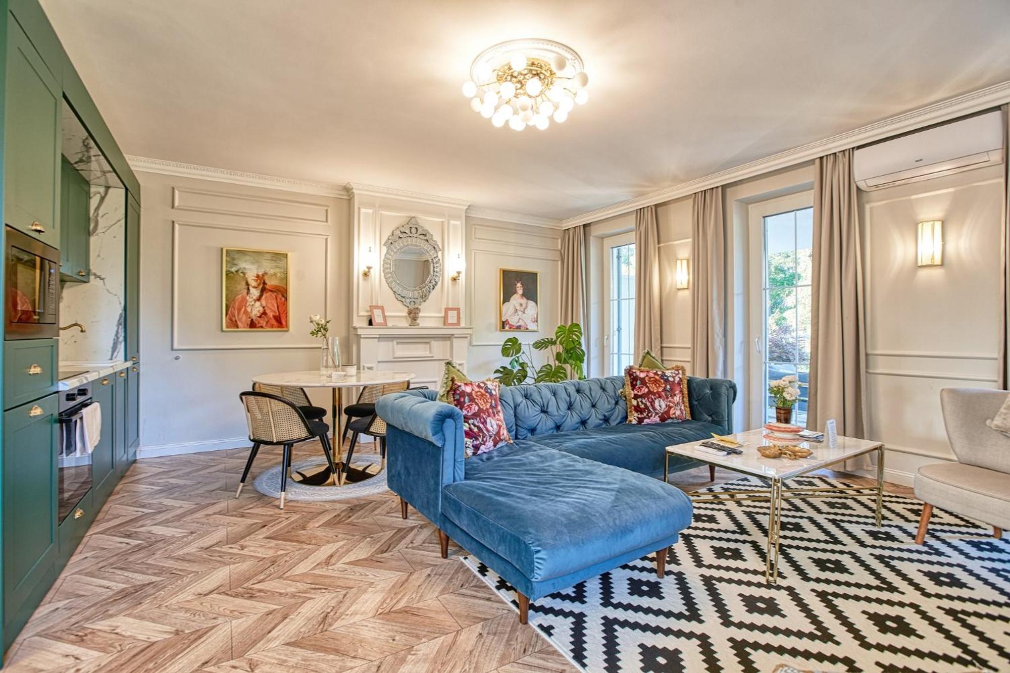 The Doors Luxury Apartment Mosonmagyarovar Bagian luar foto